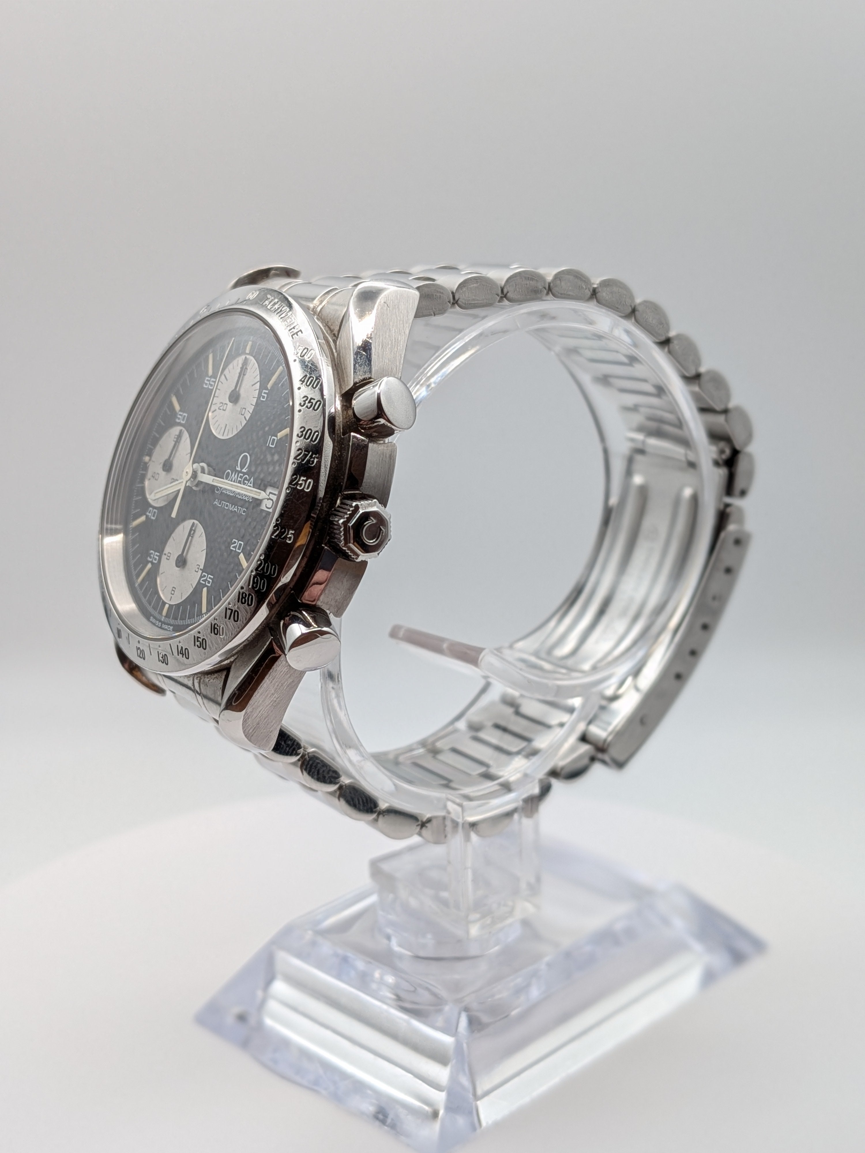 Omega Speedmaster Date "JDM" Reverse Panda