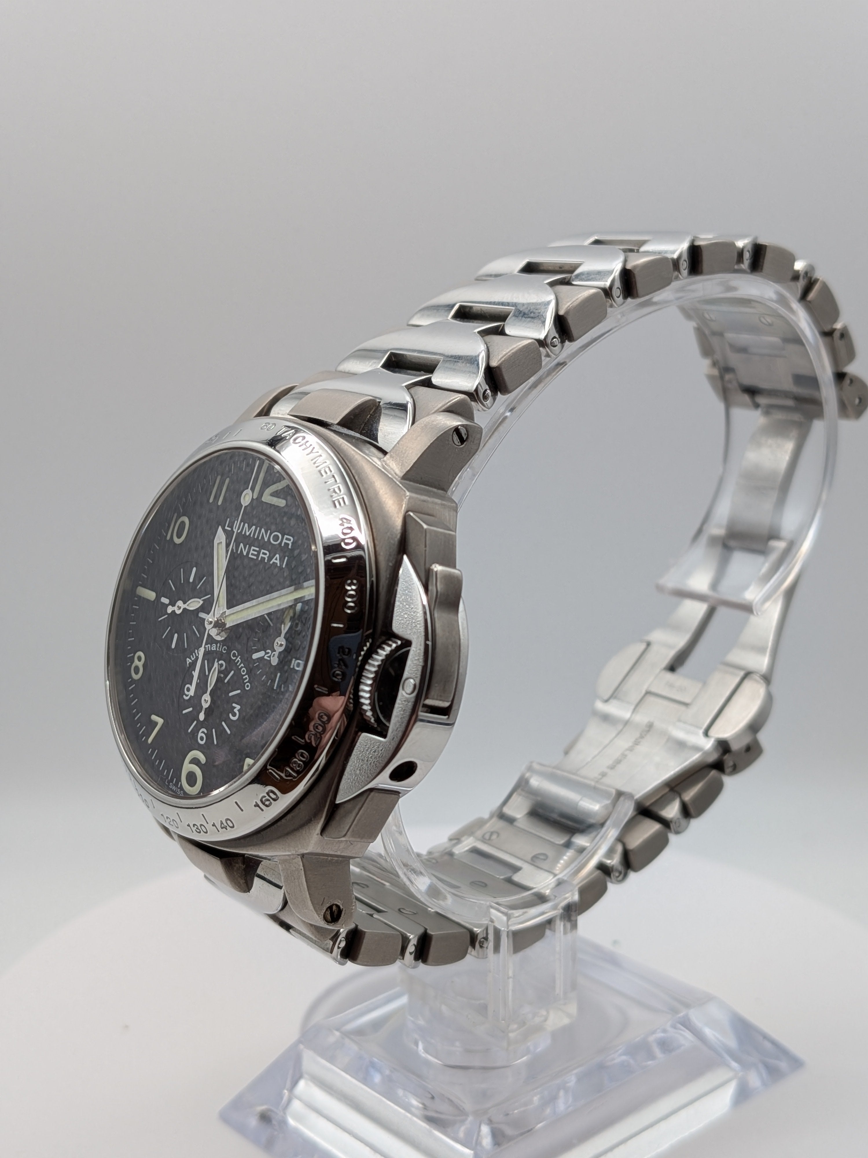 Panerai Luminor Chronograph, 40mm, Titanium
