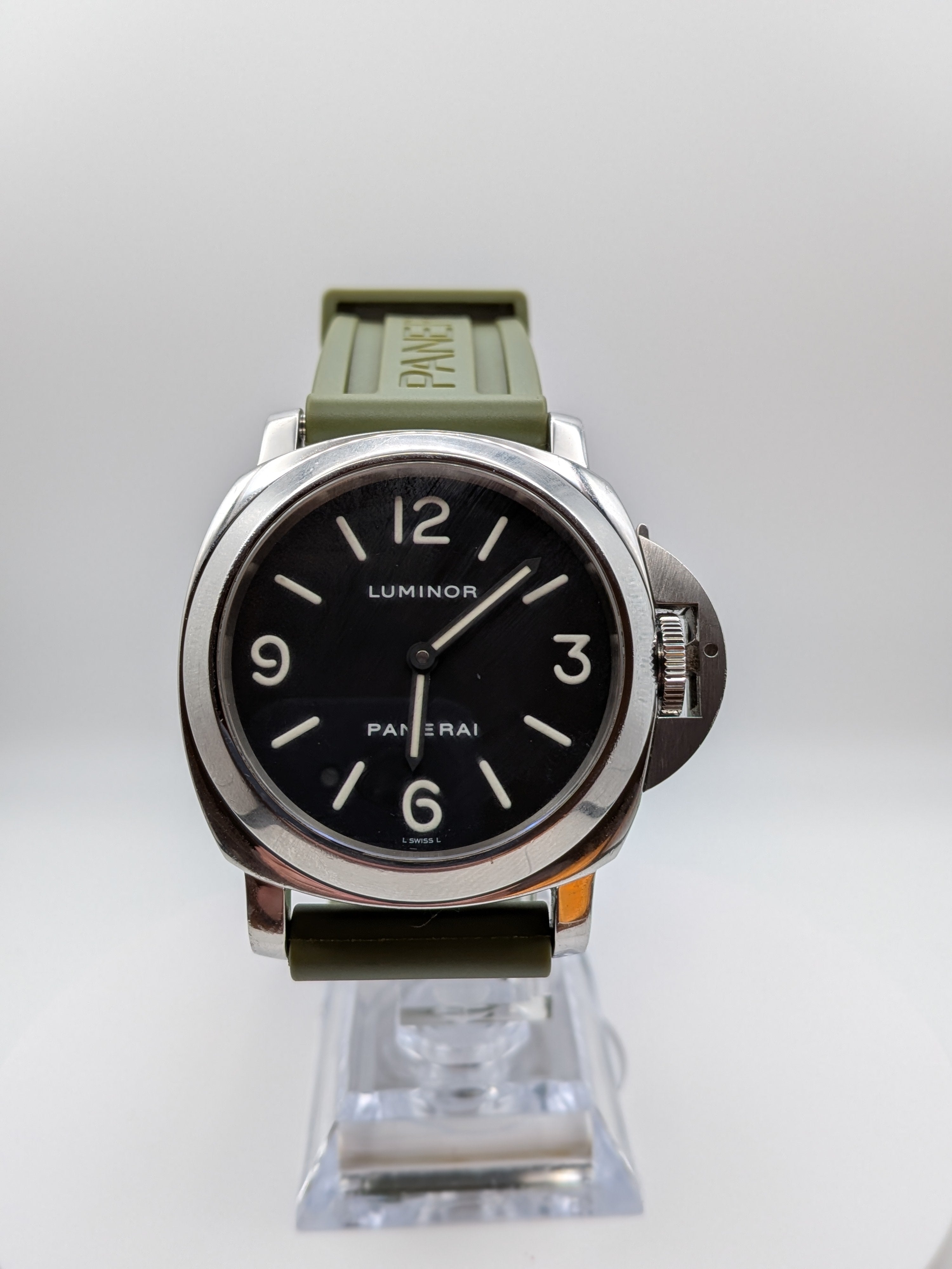 Panerai Luminor Base 44mm Black Dial