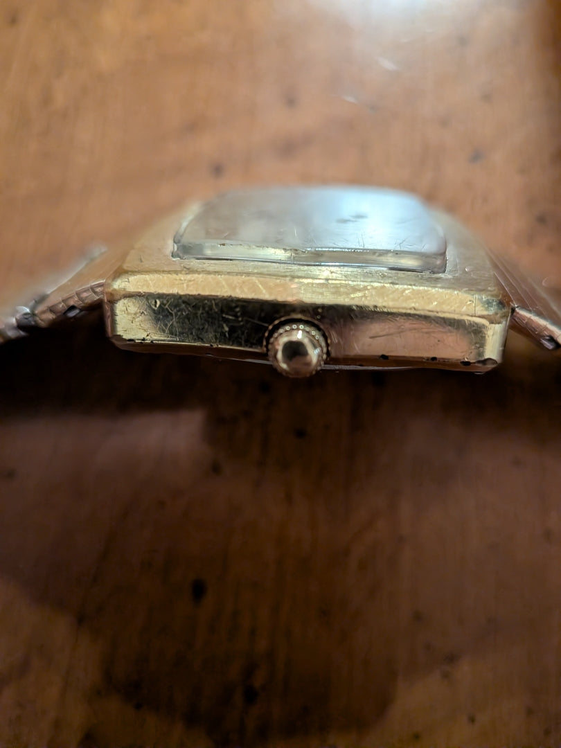 Longines Admiral TV dial