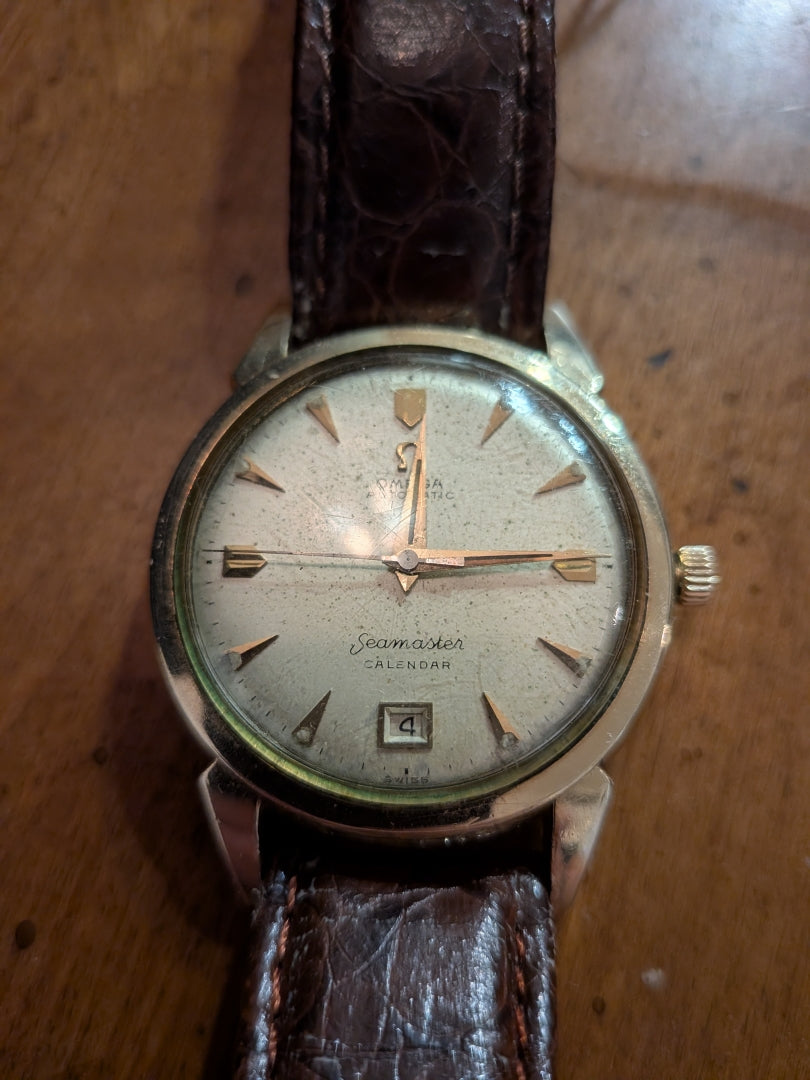 Omega Seamaster - date at 6