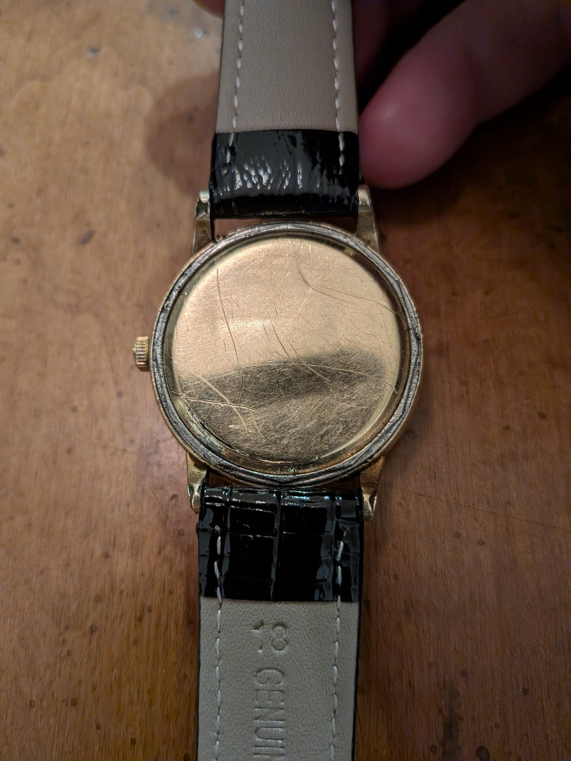 Omega 354 Bumper black Dial